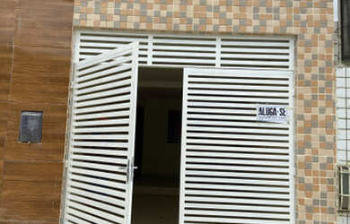 Imagem: A casa possui 3 Dormitórios, 3 Banheiros, 1 Vaga na garagem