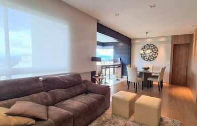 Imagem: O apartamento possui 3 Dormitórios, 3 Banheiros, 2 Vagas na