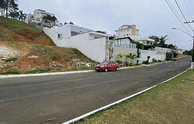 Imagem: O terreno e está localizado em Spina Ville Ii, Juiz de Fora