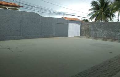 Imagem: A casa possui 5 Dormitórios, 5 Banheiros, 5 Vagas na garagem