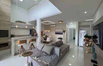 Imagem: A casa em condomínio possui 3 Dormitórios, 3 Banheiros, 2