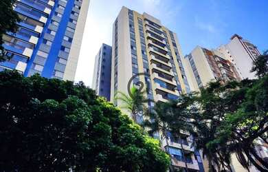 Imagem: O apartamento possui 3 Dormitórios, 2 Banheiros, 2 Vagas na