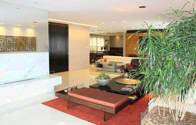 Imagem: O apartamento possui 4 Dormitórios, 5 Banheiros, 5 Vagas na