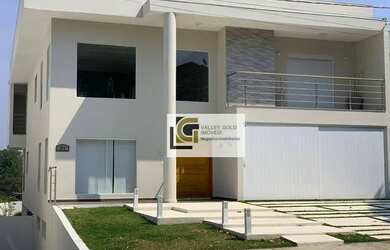 Imagem: A casa em condomínio possui 4 Dormitórios, 5 Banheiros, 5