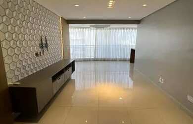 Imagem: O apartamento possui 3 Dormitórios, 1 Banheiro, 3 Vagas na