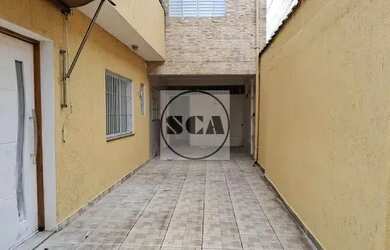 Imagem: A casa possui 3 Dormitórios, 4 Banheiros, 4 Vagas na garagem