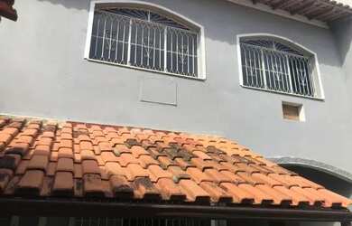 Imagem: A casa em condomínio possui 3 Dormitórios, 4 Banheiros, 1