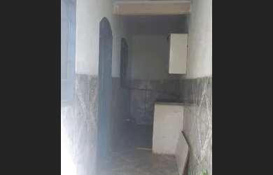 Imagem: A casa possui 1 Dormitório, 1 Banheiro e está localizado