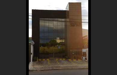 Imagem: O depósito possui 1 Vaga na garagem, 26m² de Área e está