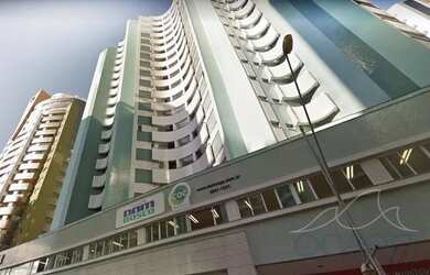 Imagem: O apartamento possui 3 Dormitórios, 4 Banheiros, 2 Vagas na