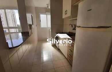 Imagem: O apartamento possui 1 Dormitório, 1 Banheiro, 1 Vaga na garagem