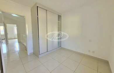 Imagem: A casa em condomínio possui 3 Dormitórios, 2 Banheiros, 2