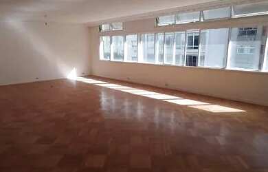 Imagem: O apartamento possui 3 Dormitórios, 3 Banheiros, 1 Vaga na