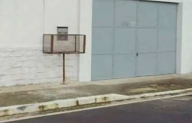 Imagem 1: Pequeno Galpão/Depósito/Armazém Atrás Galeria BR no Castanheira