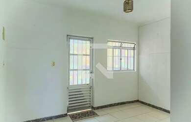 Imagem: A casa possui 2 Dormitórios, 1 Banheiro, 65m² de Área e