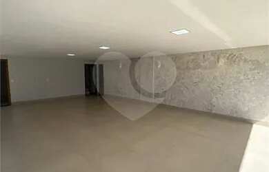 Imagem: A casa possui 4 Dormitórios, 5 Banheiros, 5 Vagas na garagem