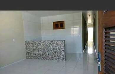 Imagem: A casa possui 2 Dormitórios, 2 Banheiros, 1 Vaga na garagem