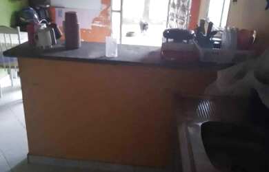 Imagem: A casa possui 2 Dormitórios, 1 Banheiro e está localizado