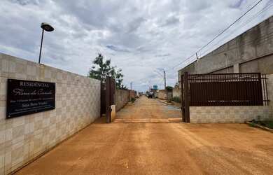 Imagem: A casa em condomínio possui 2 Dormitórios, 2 Banheiros, 5
