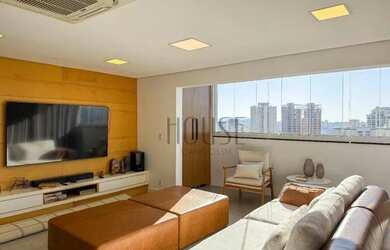 Imagem: O apartamento na cobertura possui 3 Dormitórios, 2 Banheiros