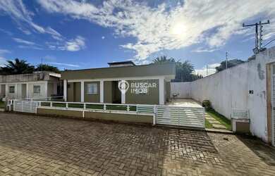 Imagem: A casa em condomínio possui 3 Dormitórios, 2 Banheiros, 2