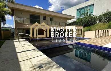 Imagem 3: Casa de alto luxo para venda ou locação, 670m², 4 suítes, quadra de beach tennis dentro do