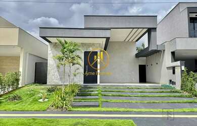 Imagem: A casa possui 3 Dormitórios, 4 Banheiros, 4 Vagas na garagem