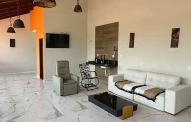 Imagem: O apartamento possui 4 Dormitórios, 5 Banheiros, 4 Vagas na