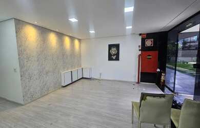 Imagem: LOJA COM 300 METROS PARA LOCAÇÃO COM 01 VAGA NO VILA DA SERRA