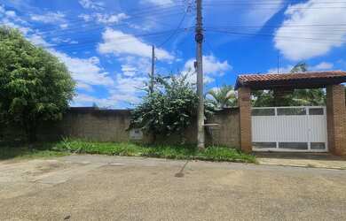 Imagem: A chácara possui 1.250m² de Área e está localizado em Loteamento