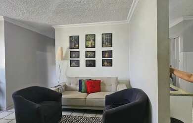 Imagem: O apartamento possui 3 Dormitórios, 2 Banheiros, 1 Vaga na