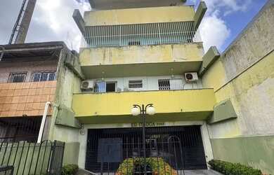 Imagem: O apartamento possui 3 Dormitórios, 2 Banheiros, 1 Vaga na