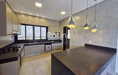 Imagem 6: Casa Condomínio Fechado para alugar, 4 quartos, Jardim Botânico - Uberlândia/MG...