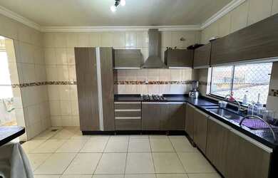 Imagem 4: QND 16 Sobrado com 5 quartos, quintal e excelente localização Taguatinga