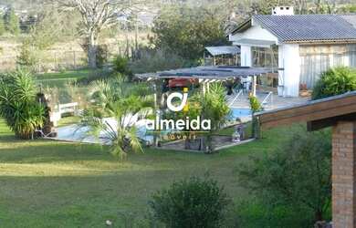 Imagem 4: Casa 5 dormitórios à venda Tomazetti Santa Maria/RS