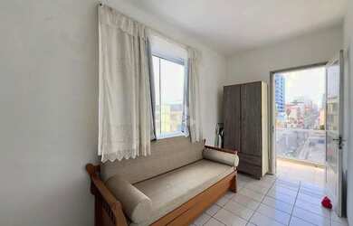 Imagem 10: Apartamento mobiliado, 02 quartos/dormitórios, sacada com vista Mar,...