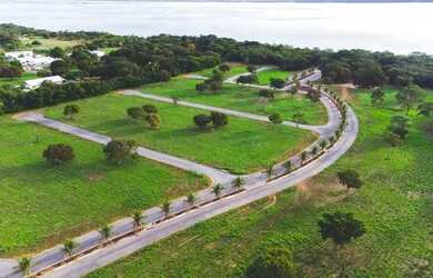 Imagem: O terreno possui 603m² de Área e está localizado em Loteamento