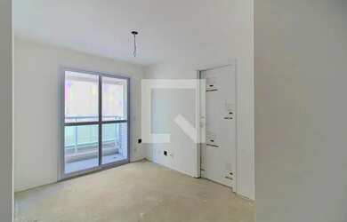 Imagem: O apartamento possui 1 Dormitório, 1 Banheiro, 1 Vaga na garagem