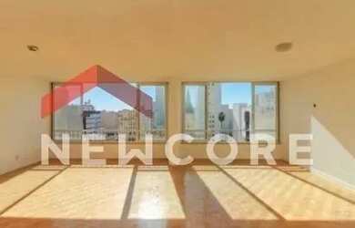 Imagem: O apartamento possui 4 Dormitórios, 3 Banheiros, 1 Vaga na