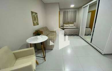 Imagem: A kitnet possui 1 Dormitório, 1 Banheiro, 1 Vaga na garagem