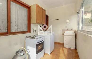 Imagem 5: GP 119 610291021-171. Piscina, Área de serviço, 178m² de Áreae4 Vagas...