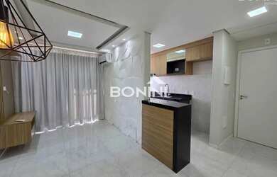 Imagem: O apartamento possui 2 Dormitórios, 1 Banheiro, 1 Vaga na garagem