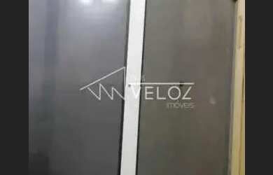 Imagem: O apartamento possui 1 Dormitório, 1 Banheiro, 24m² de Área