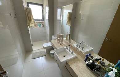 Imagem 14: Apartamento com três suítes no Bairro Jardim Karaiba