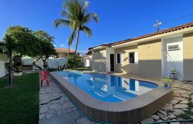 Imagem 1: Alugo casa por temporada para 17 pessoas c/ piscina praia do Francês