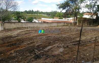 Imagem: O terreno possui 720m² de Área e está localizado em Veneza