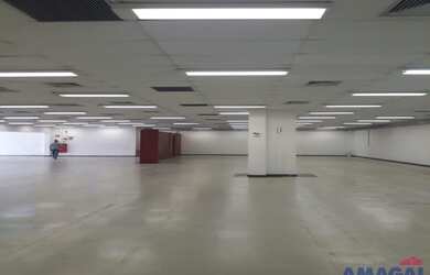 Imagem: O depósito possui 684m² de Área e está localizado em Jardim