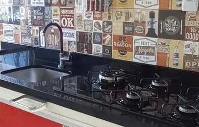 Imagem: O apartamento possui 2 Dormitórios, 1 Banheiro, 1 Vaga na garagem