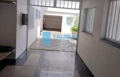 Imagem: O depósito possui 3 Vagas na garagem, 268m² de Área e está