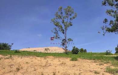 Imagem: O terreno possui 2.160m² de Área e está localizado em Vila